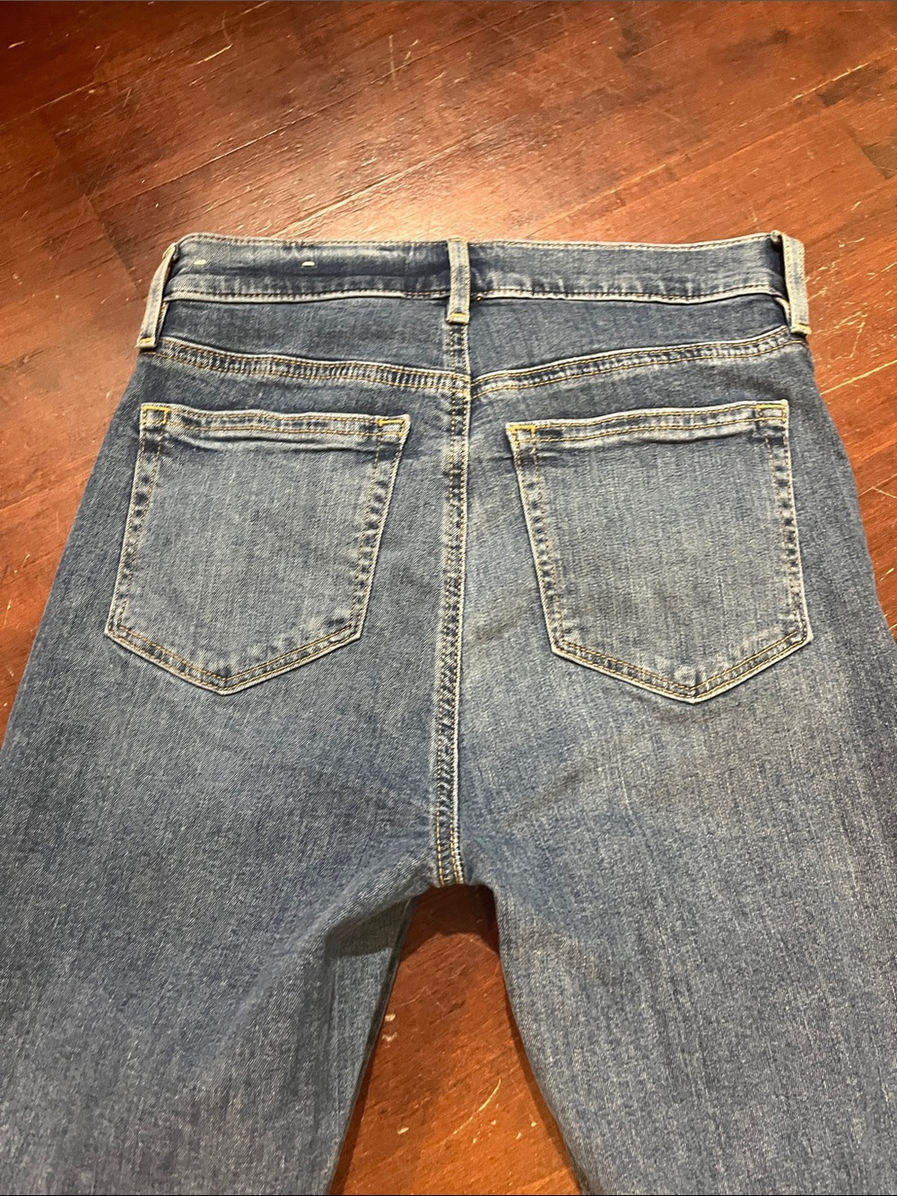 ๐ป3/$15๐ป LOFT Distressed Hem Cropped Straight Jeans - Blue - Picture 7 of 8